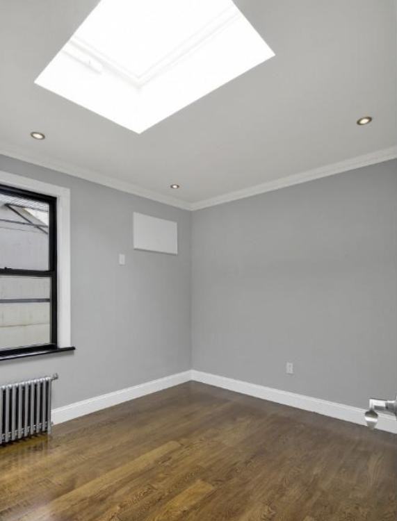 E 26th St #2D - Photo 5 of 9