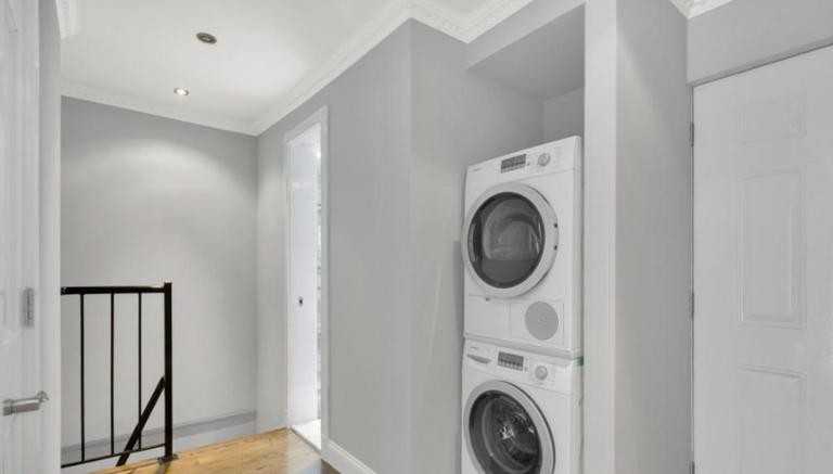 E 26th St #2D - Photo 7 of 9