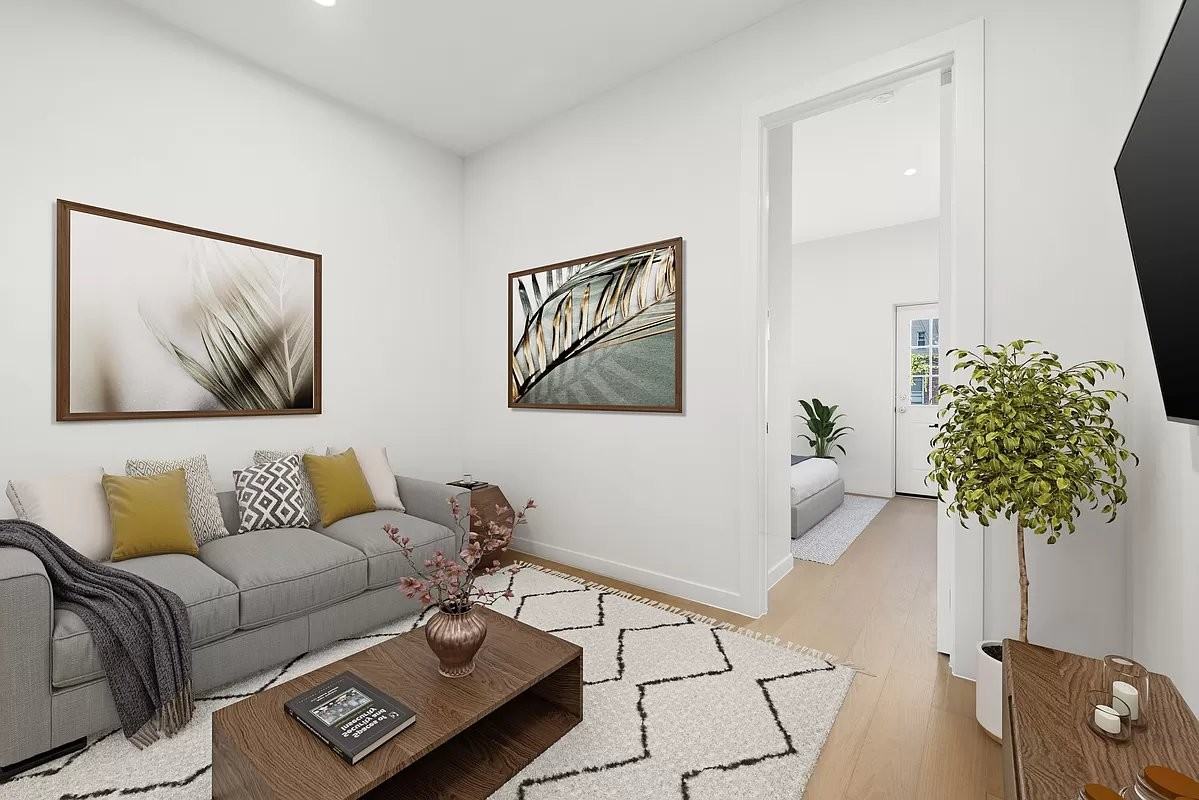 Thompson St #2E - Photo 3 of 6