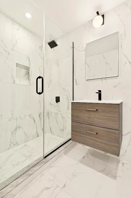 Thompson St #2E - Photo 4 of 6