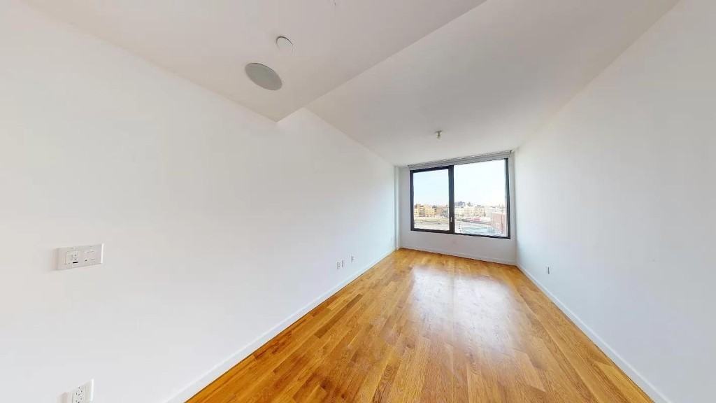 Noll St #310 - Photo 2 of 12