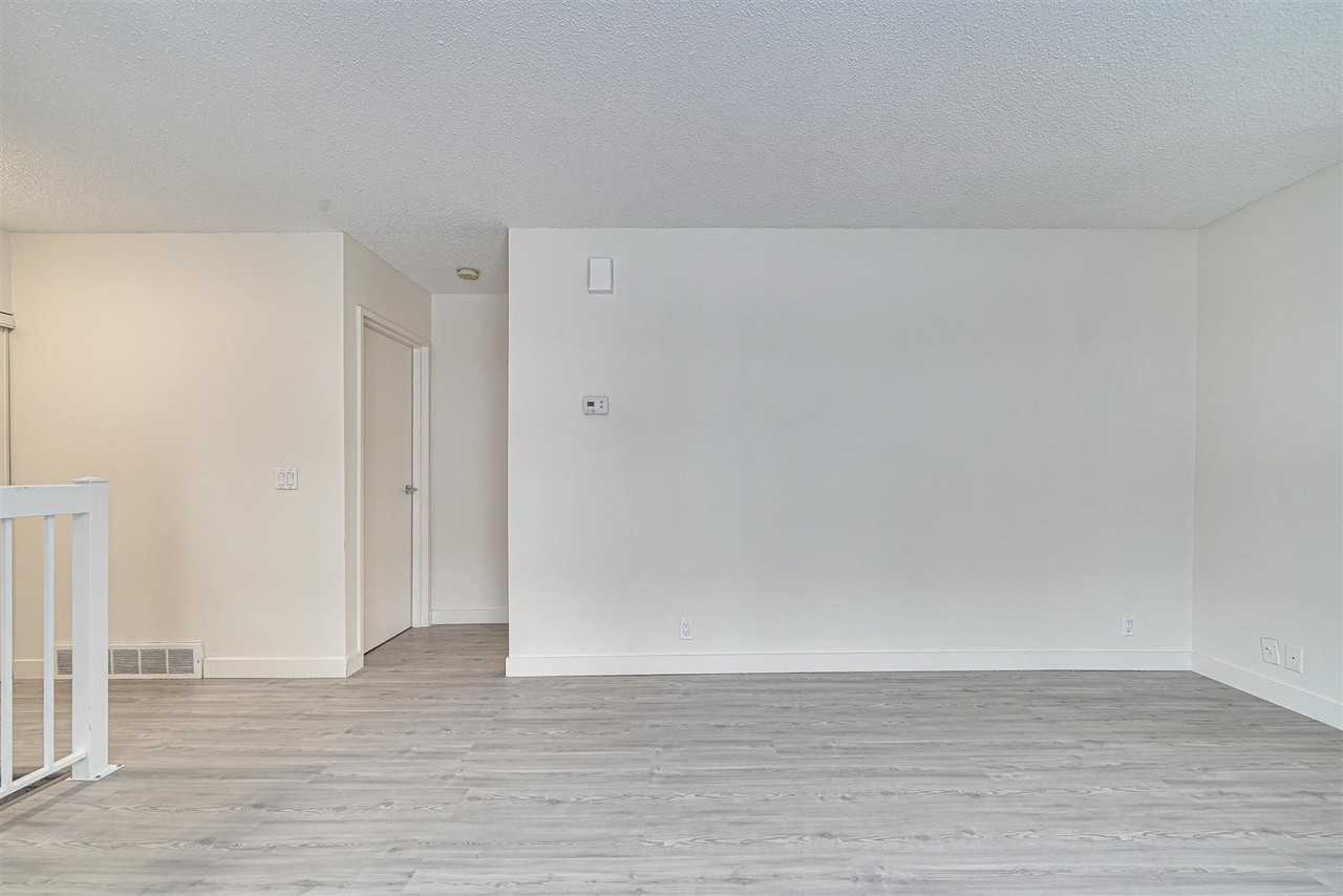 Central Heights Townhomes I - Photo 4 of 13