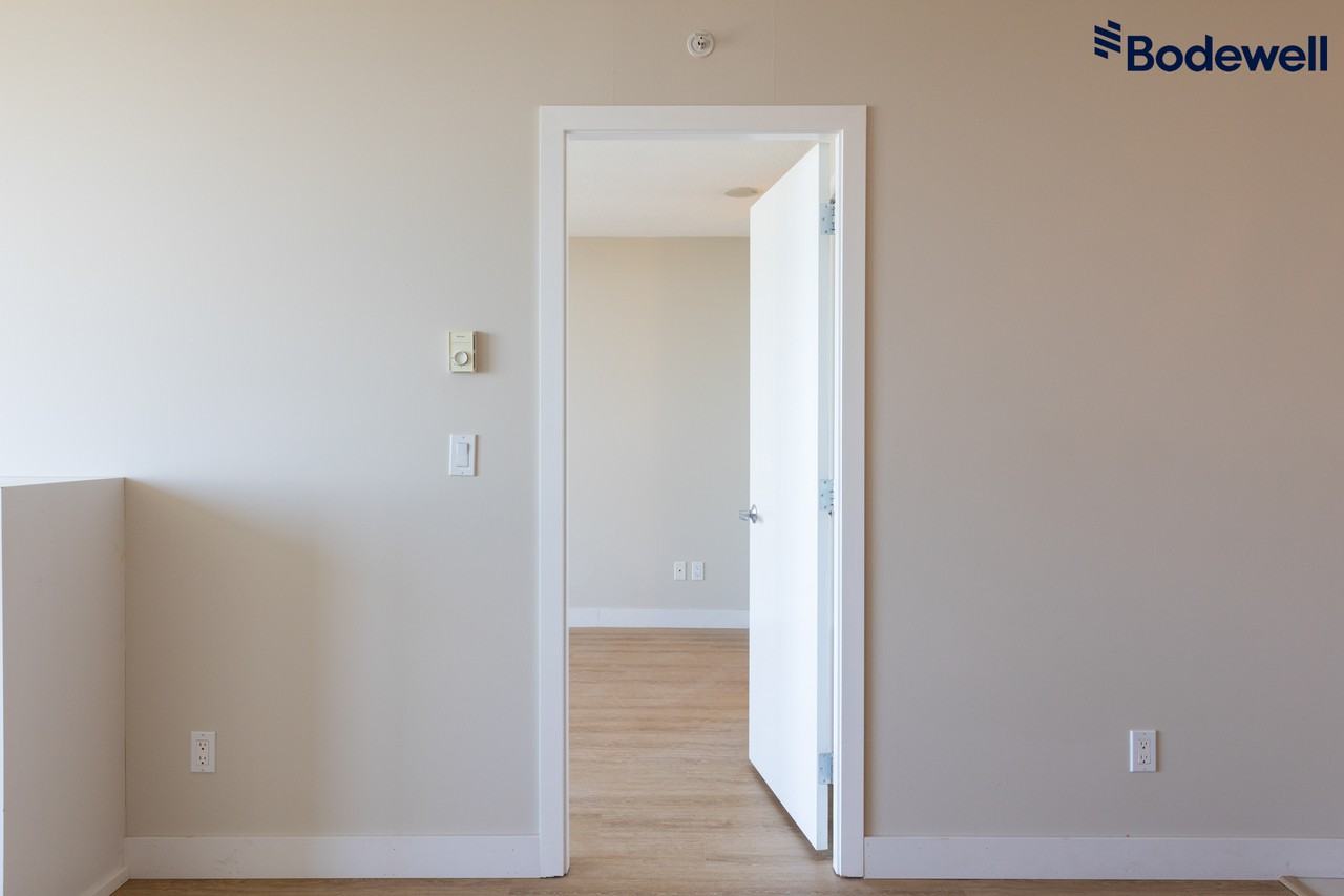 Emerson - Photo 5 of 17