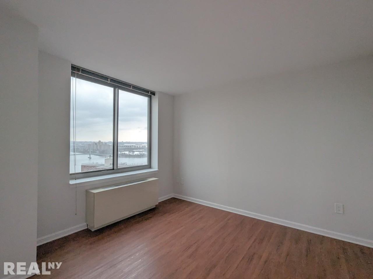 E 92nd St #21F - Photo 7 of 10