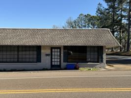 featured image of 926 N Washington Ave #1