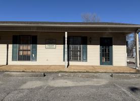 featured image of 61 Kleer Vu Dr #1