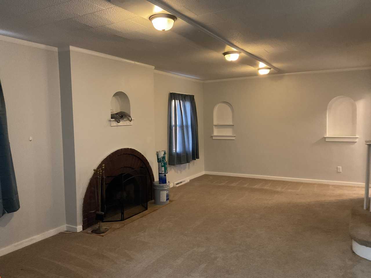 1405 N Anthony Blvd #1 - Photo 2 of 13