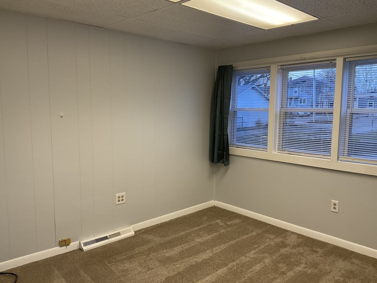 1405 N Anthony Blvd #1 - Photo 7 of 13