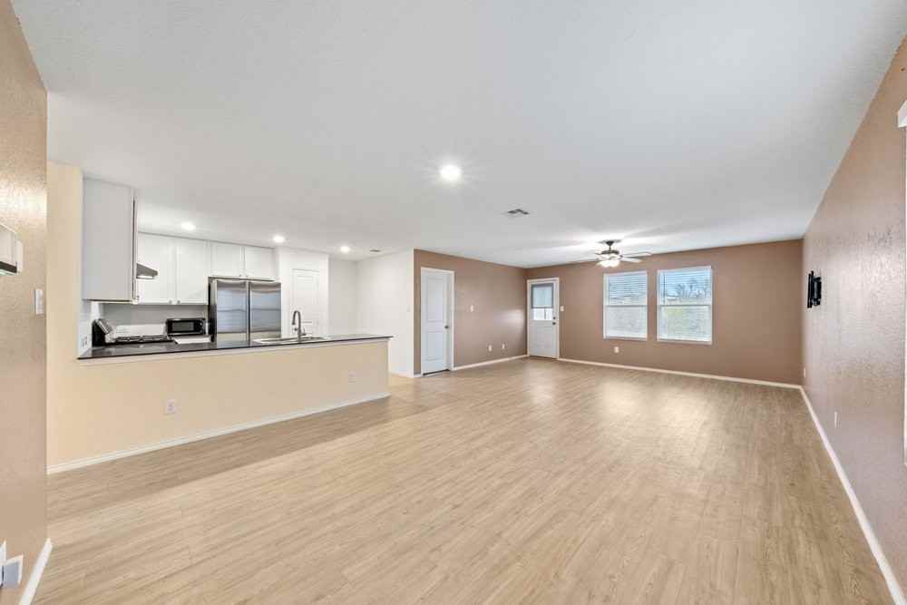 140 Wood Moss Dr #1 - Photo 6 of 33