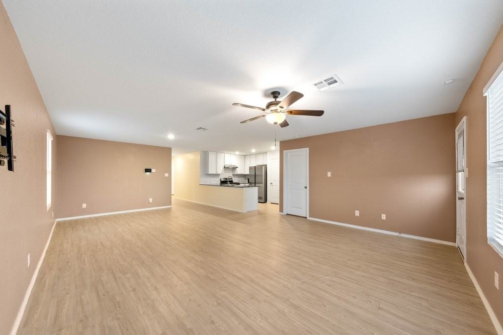 140 Wood Moss Dr #1 - Photo 7 of 33