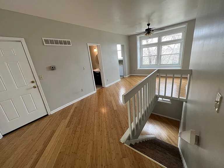 3879 3879 BIGELOW BOULEVARDAPT 1 #3879-1 - Photo 3 of 10