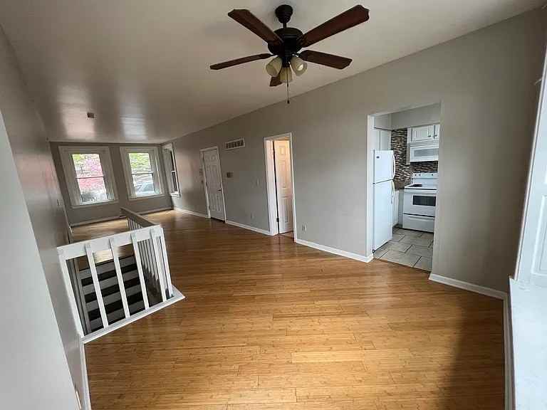 3879 3879 BIGELOW BOULEVARDAPT 1 #3879-1 - Photo 4 of 10