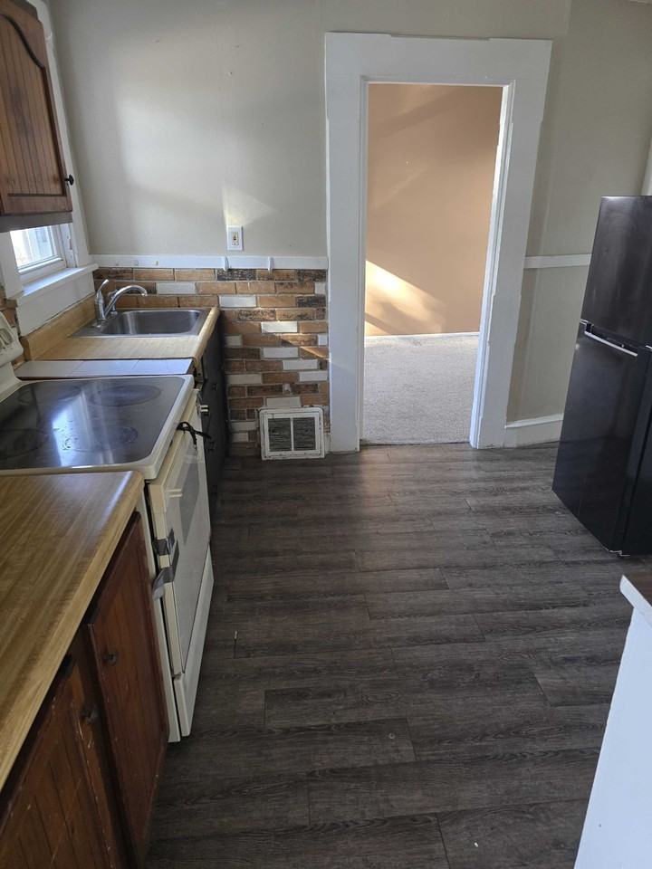 2700 N 2nd St #2 - Photo 4 of 7