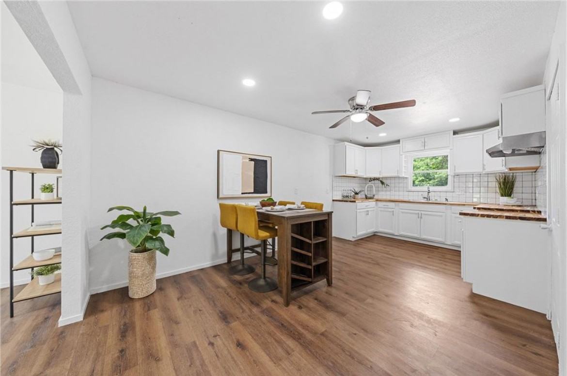 1133 Lawrence Dr #1 - Photo 7 of 22