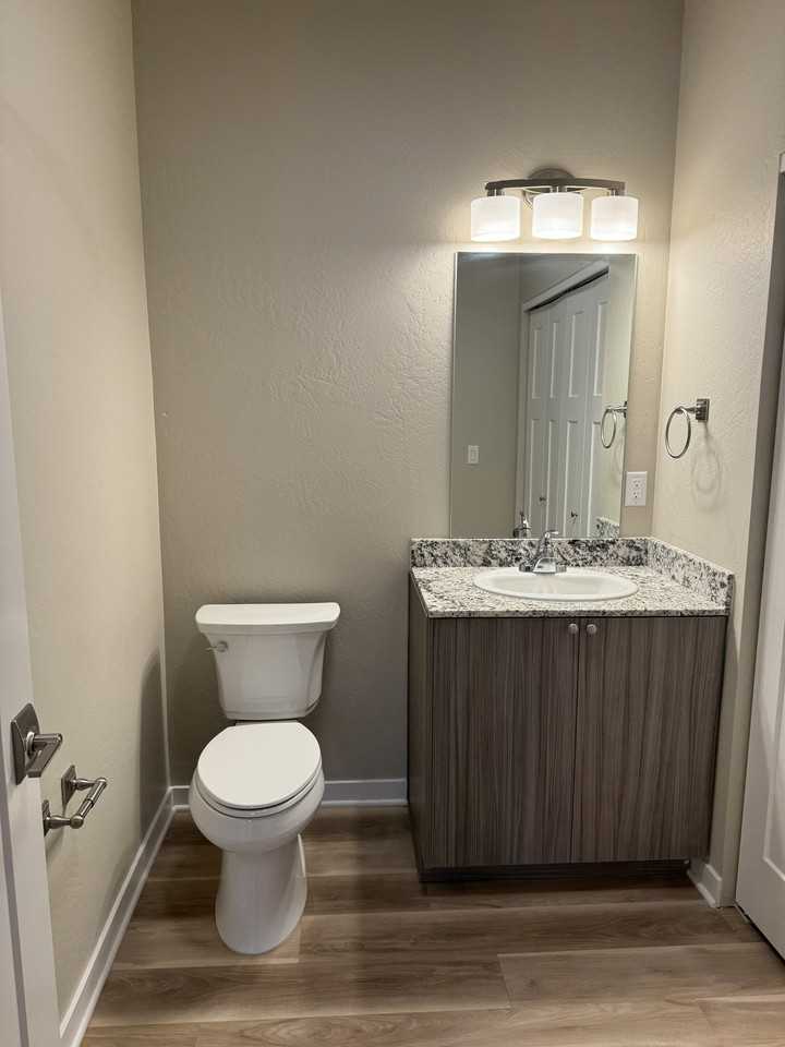 441 Talent AveUnit 27 #27 - Photo 3 of 12