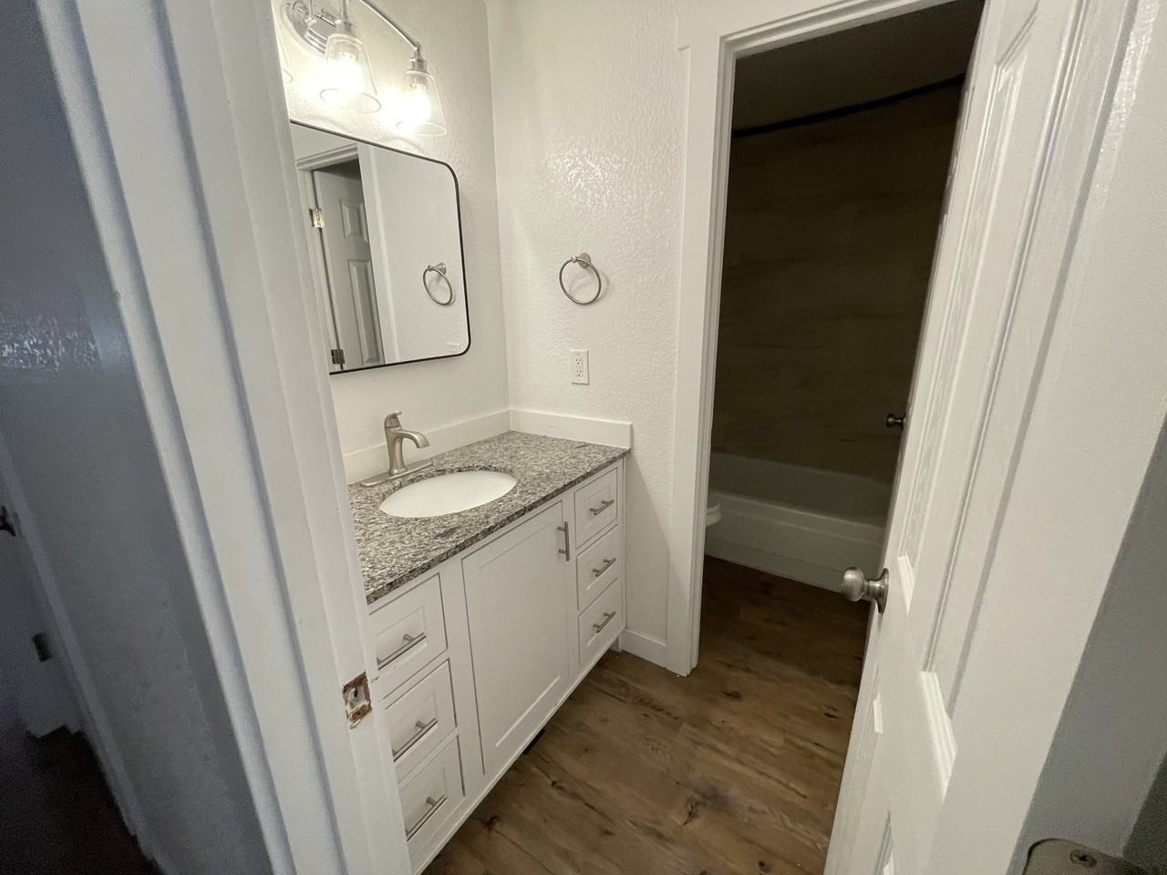 113 Lilac Way #C - Photo 2 of 4