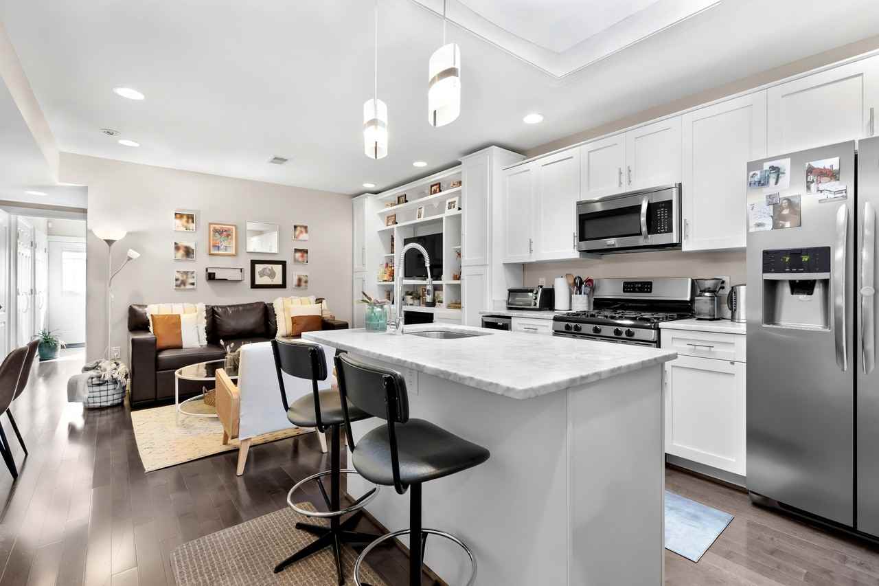 712 Shepherd Rd Nw #6 - Photo 2 of 20