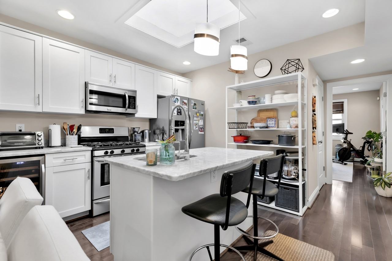 712 Shepherd Rd Nw #6 - Photo 3 of 20