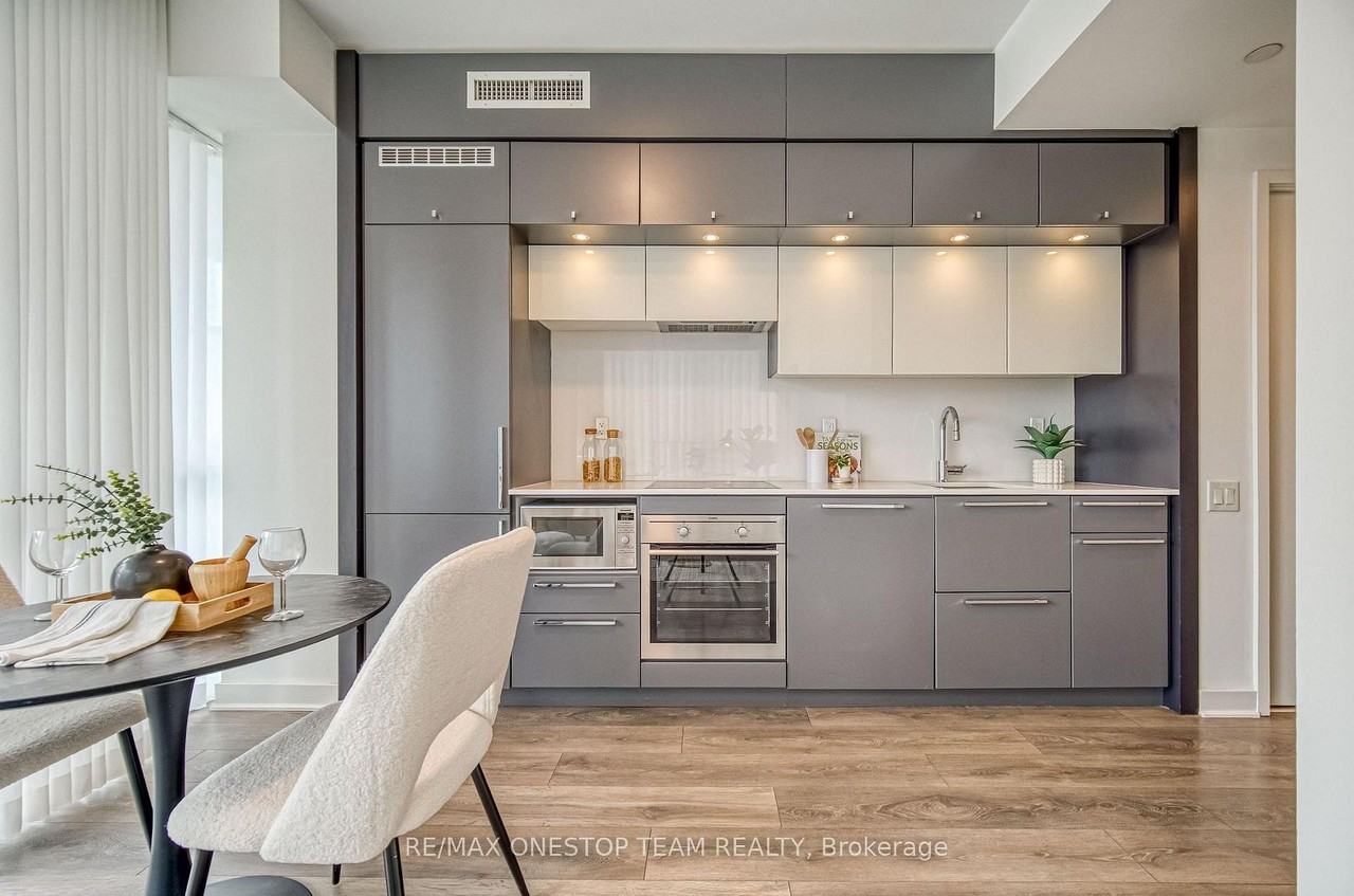 15 Grenville Street #1905 - Photo 2 of 16