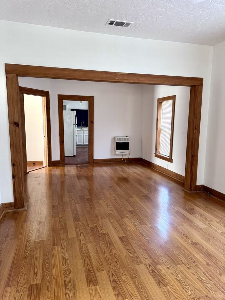 311 N Division St #1 - Photo 2 of 21