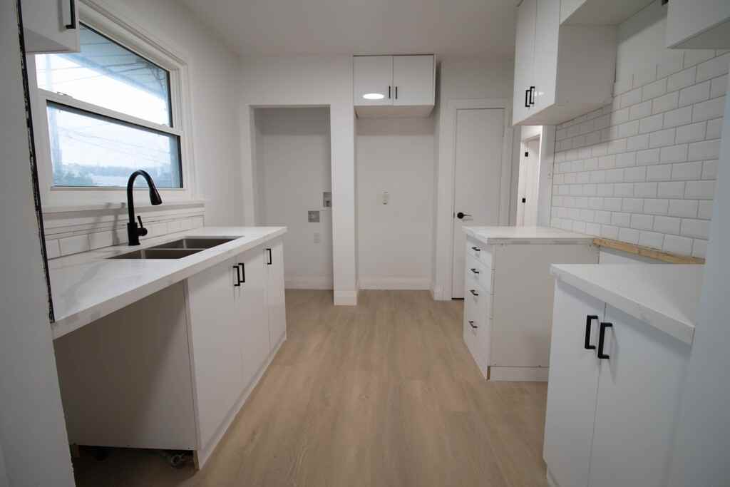 89 Jacobson Ave - Photo 7 of 34