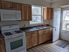 featured image of 112 W Main St #B