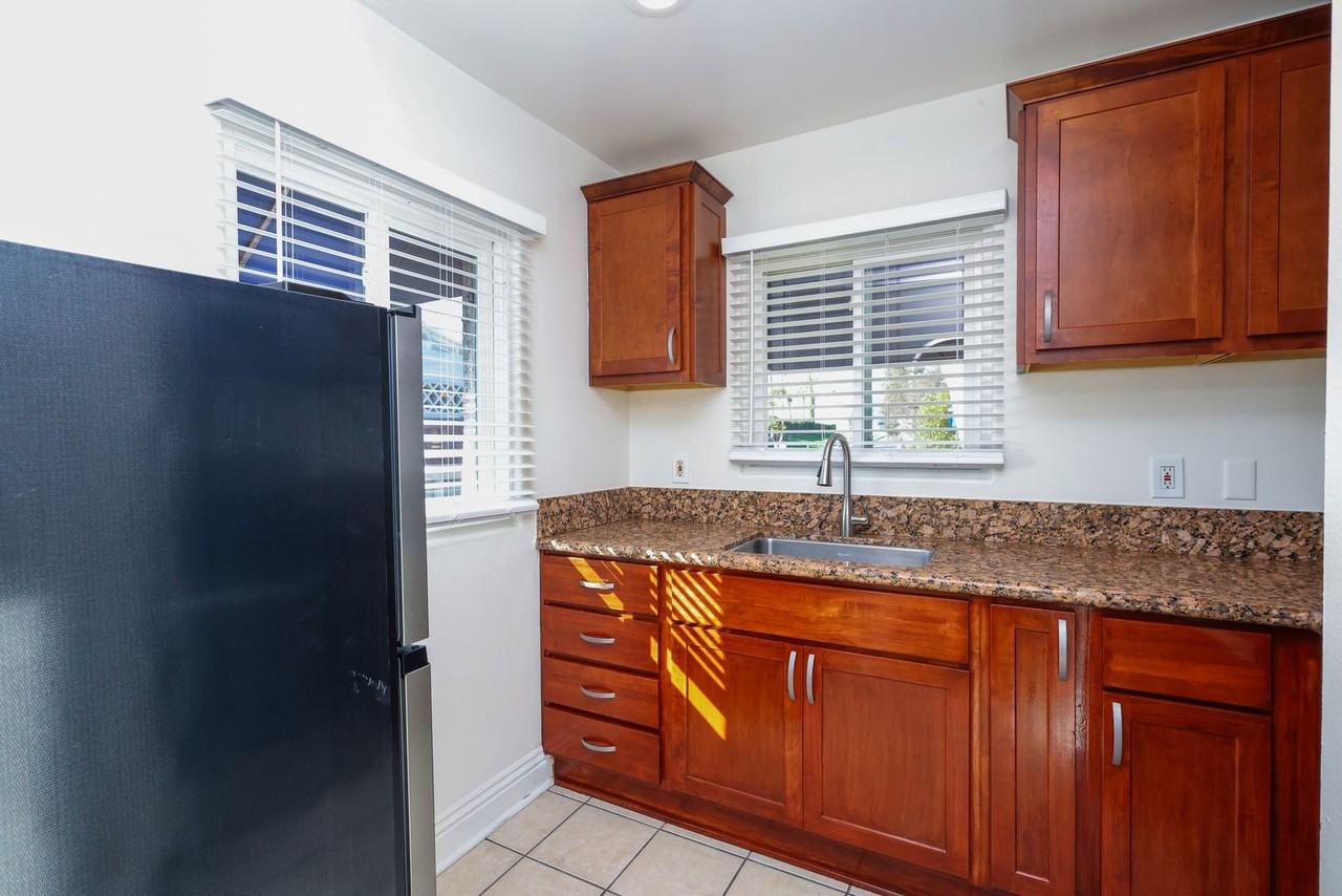 The Villas of Laguna Beach - Photo 3 of 11