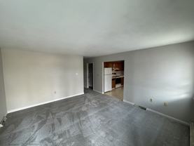 702 Thomas Lane - BUnit B #B - Photo 1 of 1
