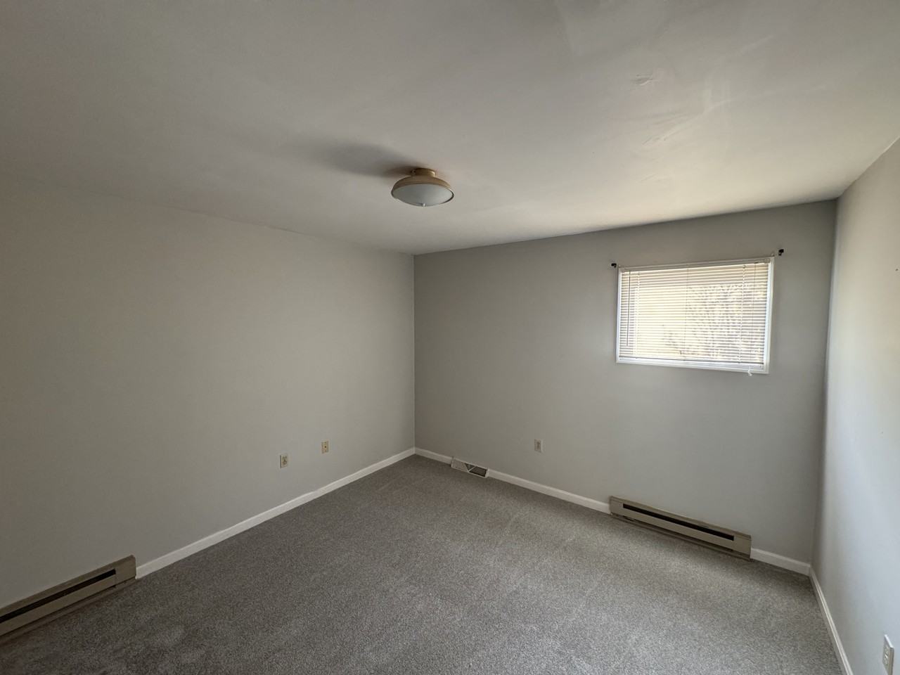 702 Thomas Lane - BUnit B #B - Photo 7 of 9