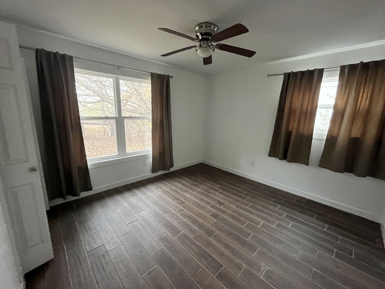 1604 Parkview Ln #1 - Photo 6 of 8