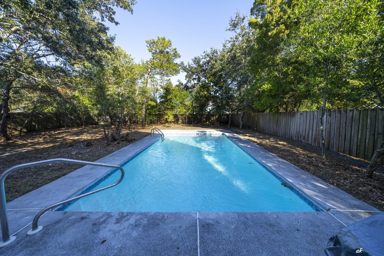 408 Anemone St #1 - Photo 2 of 11