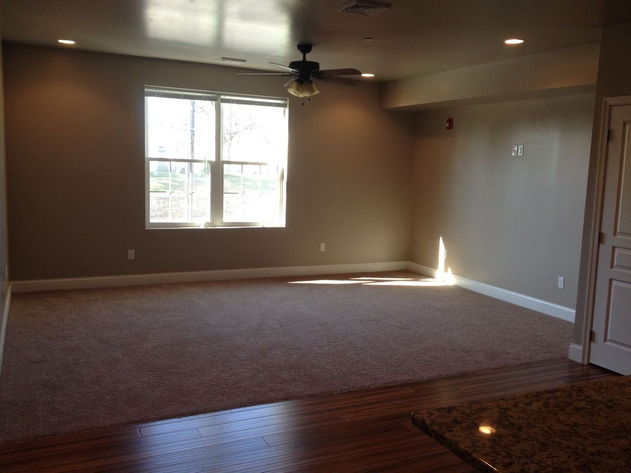 815 N. George St. - Photo 4 of 24