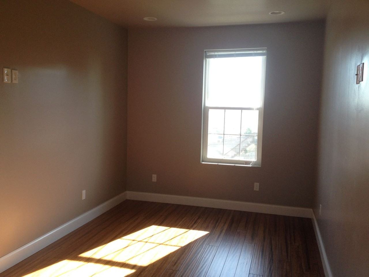 815 N. George St. - Photo 7 of 24