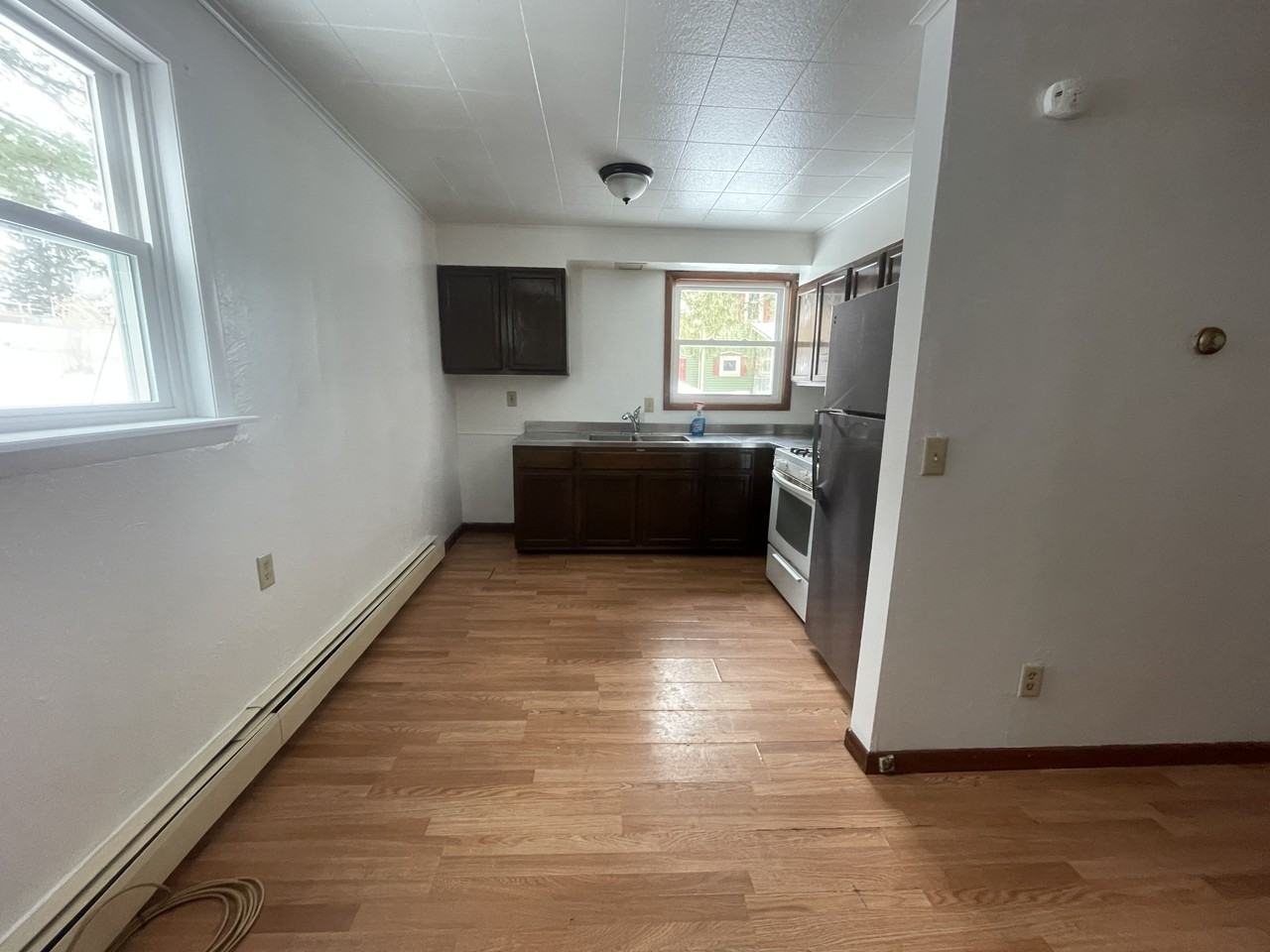 119 Kipp St #2DOWNBACK - Photo 3 of 6