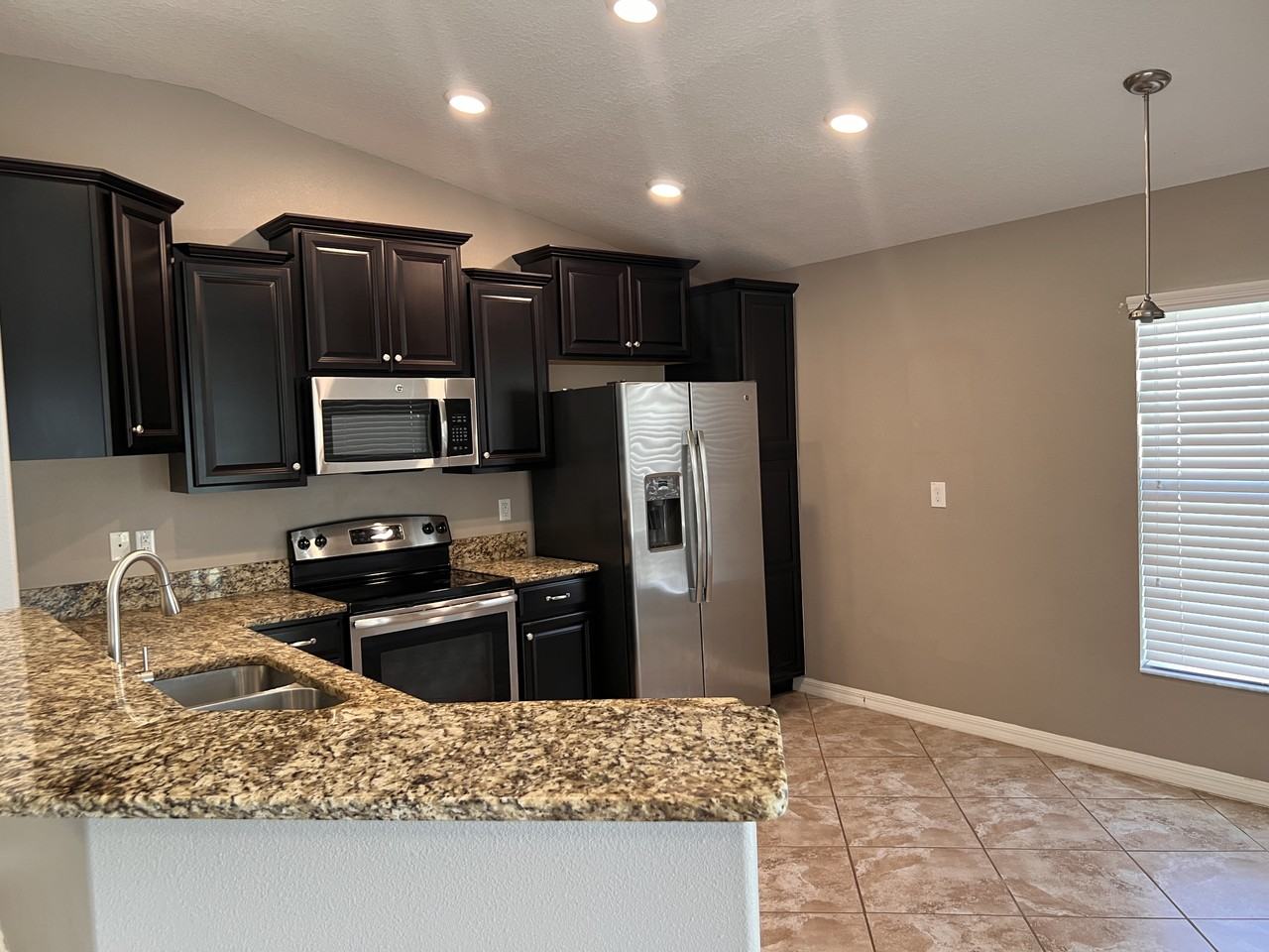 11018 Whittney Chase Dr #1 - Photo 7 of 19