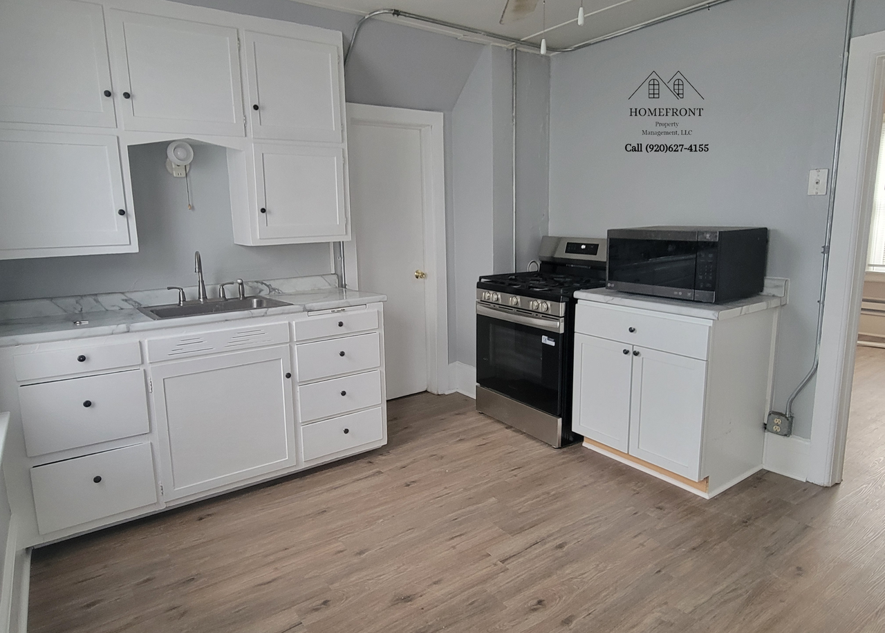 1443 S 9th St #1443UPPER - Photo 2 of 14