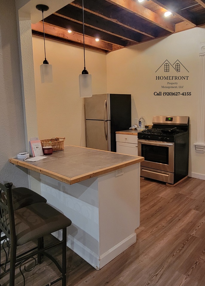 726 Riverfront Dr Lowr #726LOWER - Photo 2 of 16