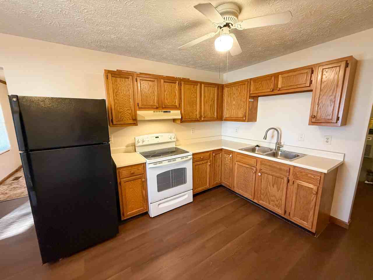 508 S Illinois St #1 - Photo 5 of 18