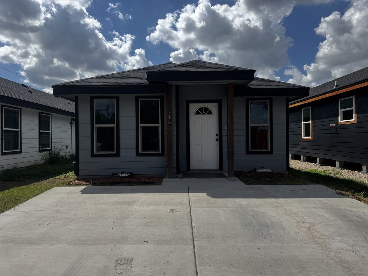 512 E Los Torritos St #1