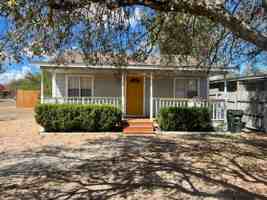 featured image of 983 Washington Ave #1