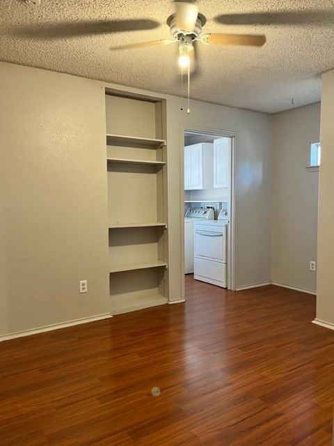 983 Washington Ave #1 - Photo 5 of 10