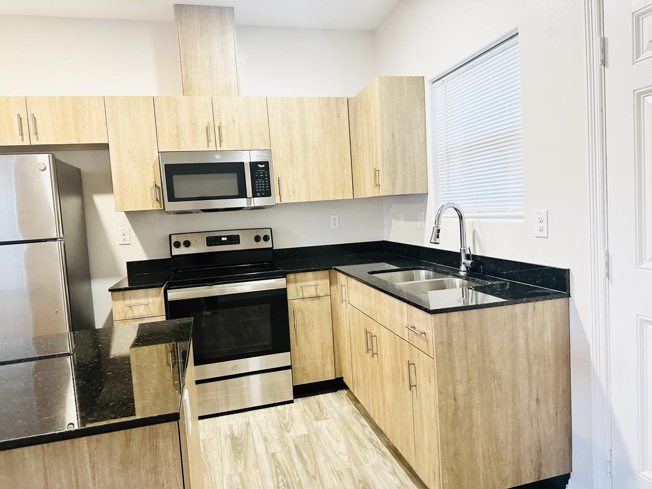 5200 N Dahlia St #2 - Photo 2 of 42