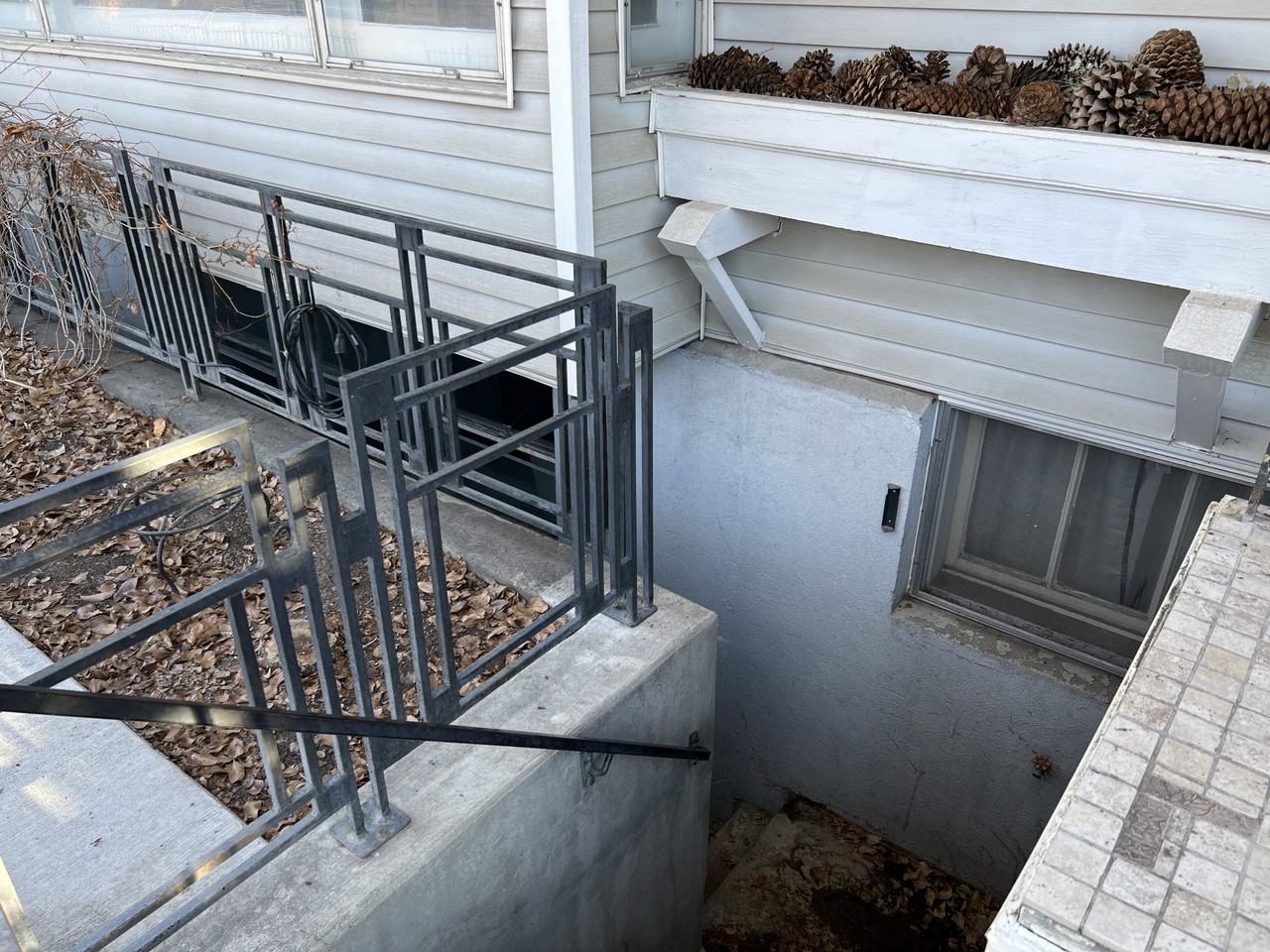 177 W Court St #2 - Photo 3 of 24