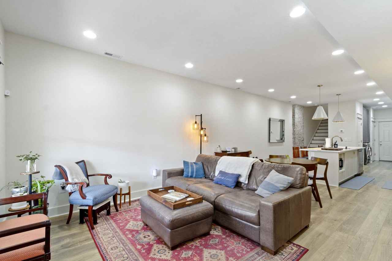 728 Cottage Ave #1 - Photo 4 of 23