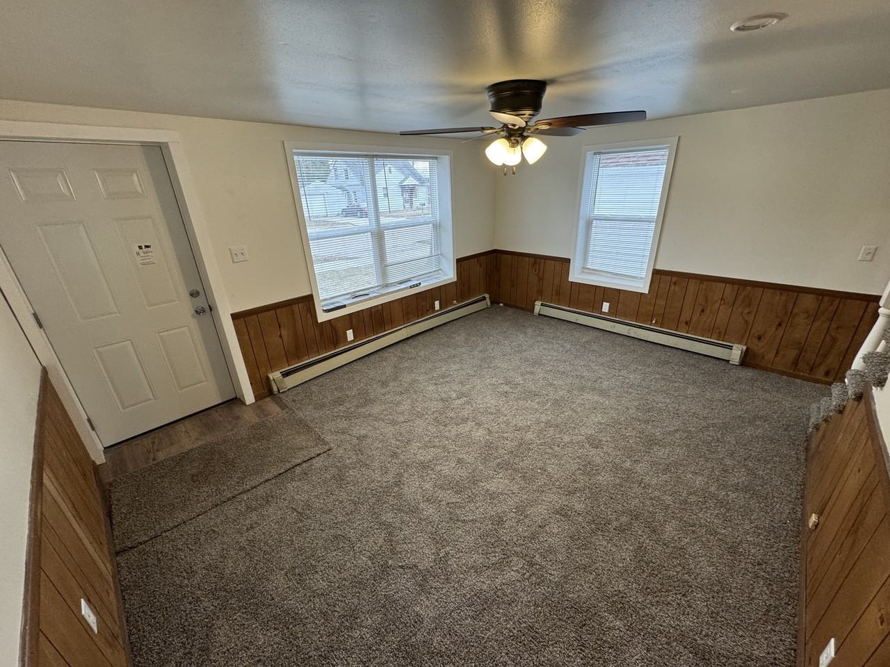 3205 N 27th St #3205 - Photo 3 of 15