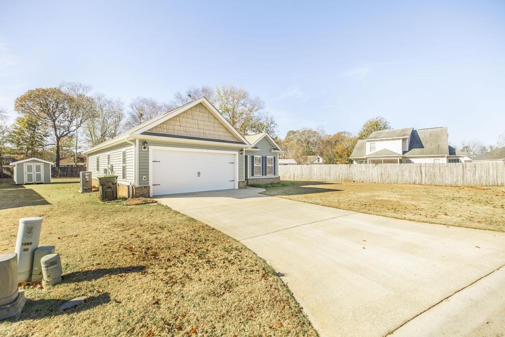 102 Summerstone Bnd #1 - Photo 2 of 50