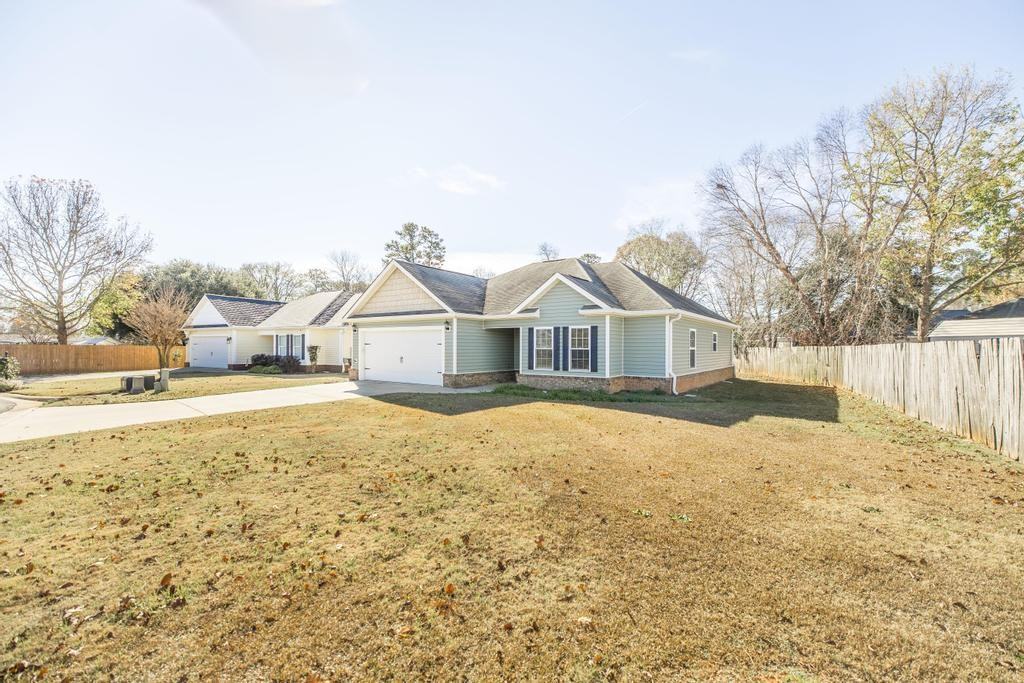 102 Summerstone Bnd #1 - Photo 4 of 50