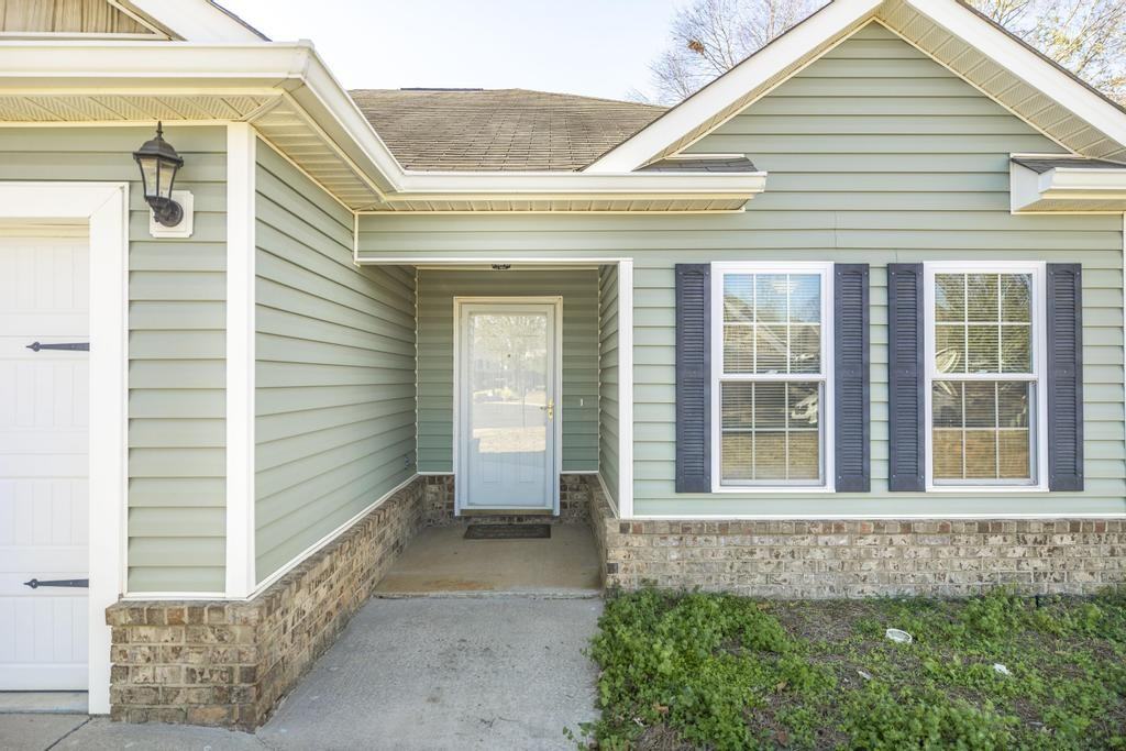 102 Summerstone Bnd #1 - Photo 6 of 50