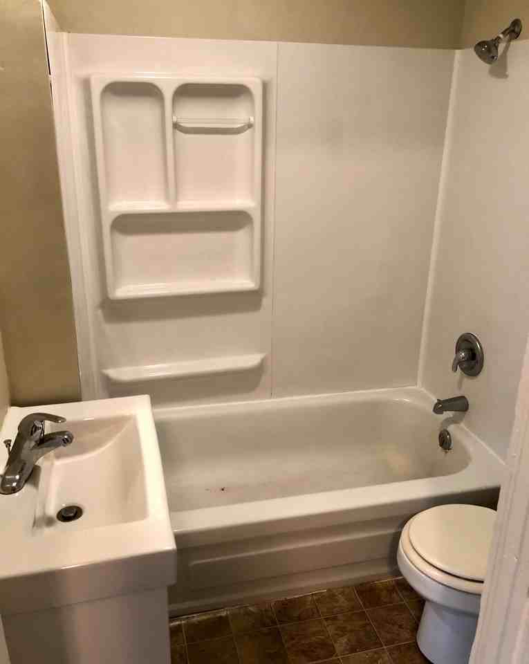 525 E Bergen St #525 - Photo 6 of 9