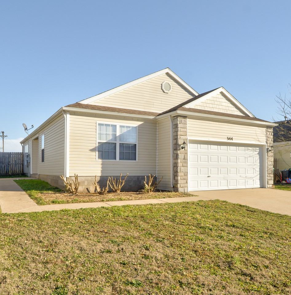 344 Grant Springs Dr #1 - Photo 2 of 13